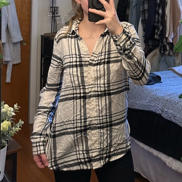 AE flannel - Picture 1 of 2